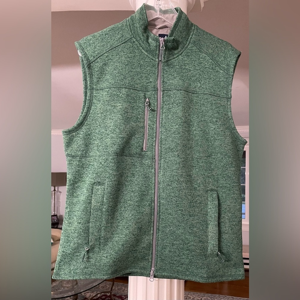 John I-O men’s Green Sleeveless Zip-Up Vest size medium lined